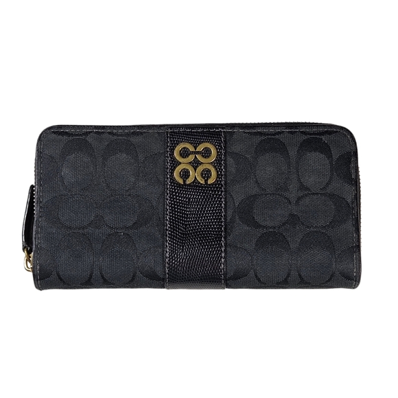 Vintage Coach Soho Signature Canvas Zip Around Wallet Clutch 8x4 in - Picture 1 of 7